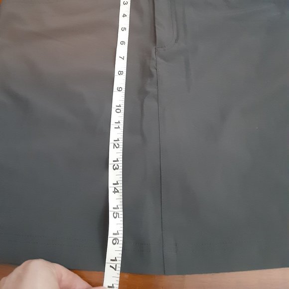 Eddie Bauer Dark Smoke Gray or Stone Adventure Skort - Picture 10 of 16